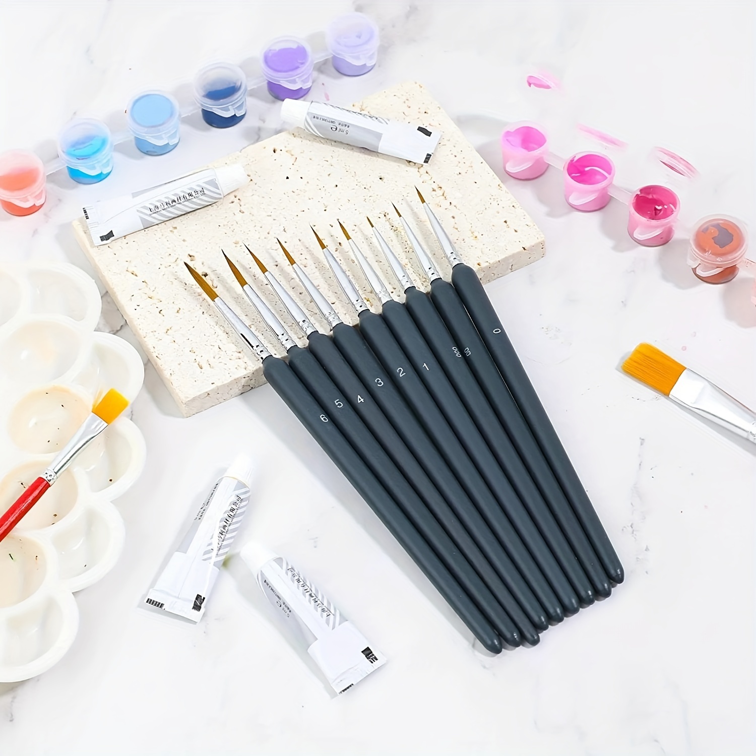 Ensemble de pinceaux à peintur - Model Kit Acrylic Paint avis et prix